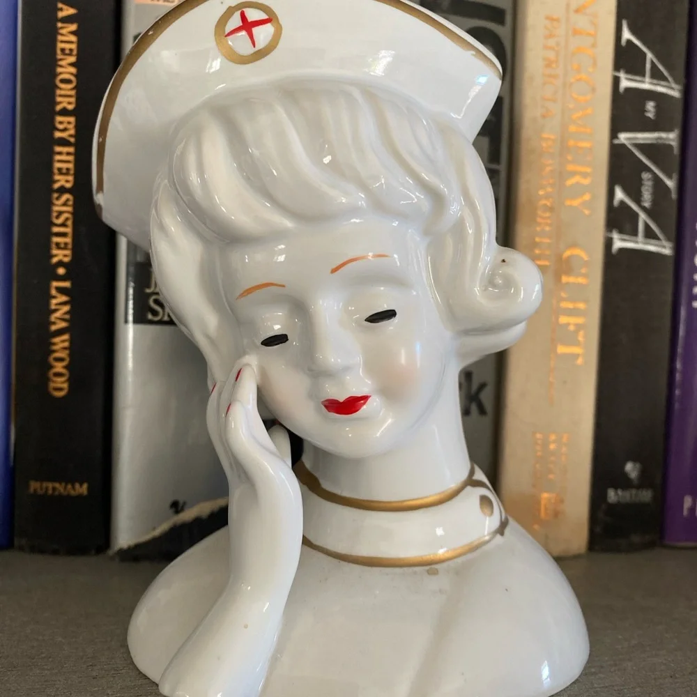 RED CROSS NURSE VINTAGE - Picture 7 of 7